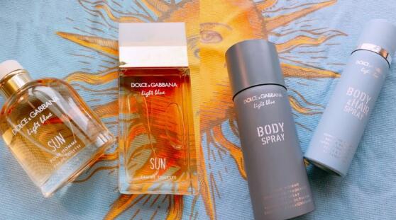 DOLCE & GABBANA首度推出发香喷雾，雾霾蓝与莫兰迪灰瓶身太文青！还有限量Light Blue阳光夏日男女对香 美美日记,meimeiriji.com