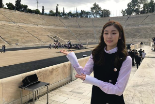 IU、刘仁娜、宋慧乔、Krystal、朴信惠...和韩国国民女神学习令人倾心的情人节约会穿搭！ 美美日记,meimeiriji.com