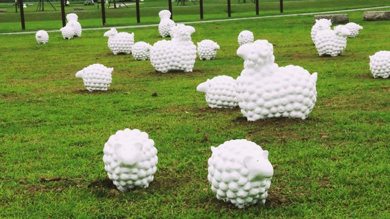 新北大都会公园出现60只羊咩咩！超可爱艺术品快闪4个月，成最新疗愈打卡景点 美美日记,meimeiriji.com