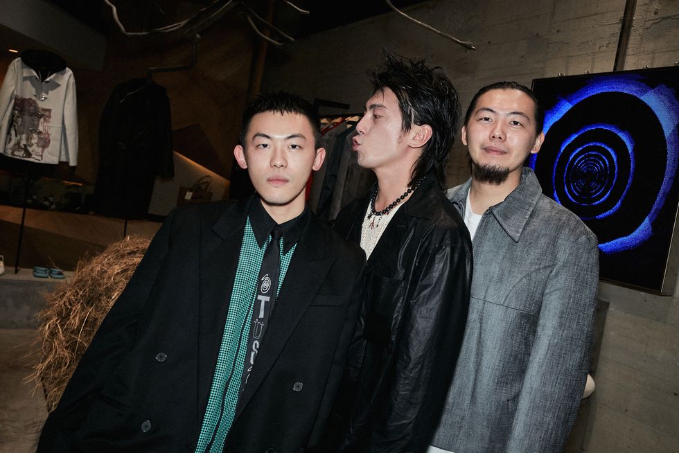 02.jpg 【CoolGuys上班中】最强选物店「NE.SENSE」三兄弟办公室!来自爸爸的时尚启蒙「品味不是外表,是知识」 美美日记,meimeiriji.com