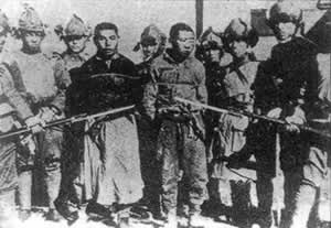 中共发表宣言:停止内战 一致抗日