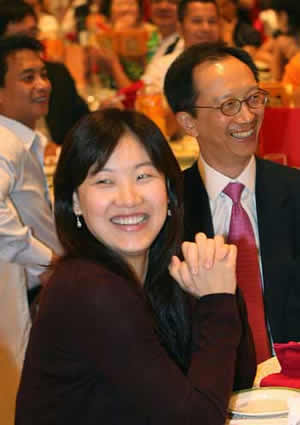 13岁的中国运动员伏明霞成为最年轻的世界冠军(历史上今天lssjt.com)